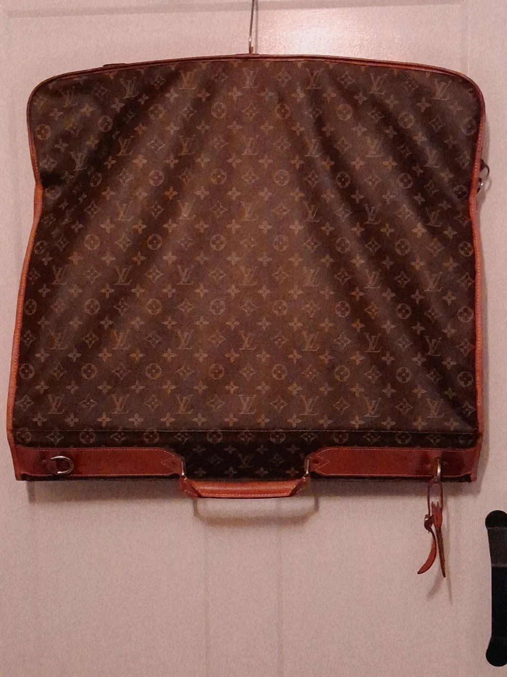 Authentic Louis Vuitton Monogram Canvas Suit/Garment Bag with Leather Trim (USA)